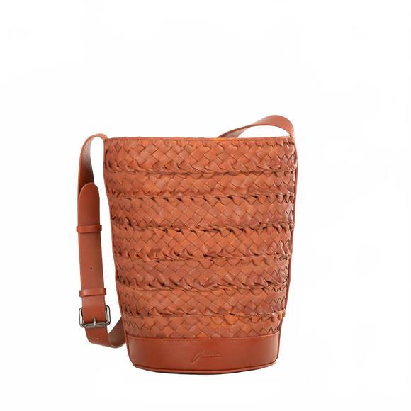 PER LEI NEW YORK Handbags - NEW PER LEI NEW YORK women's emery woven bucket bag in chestnut